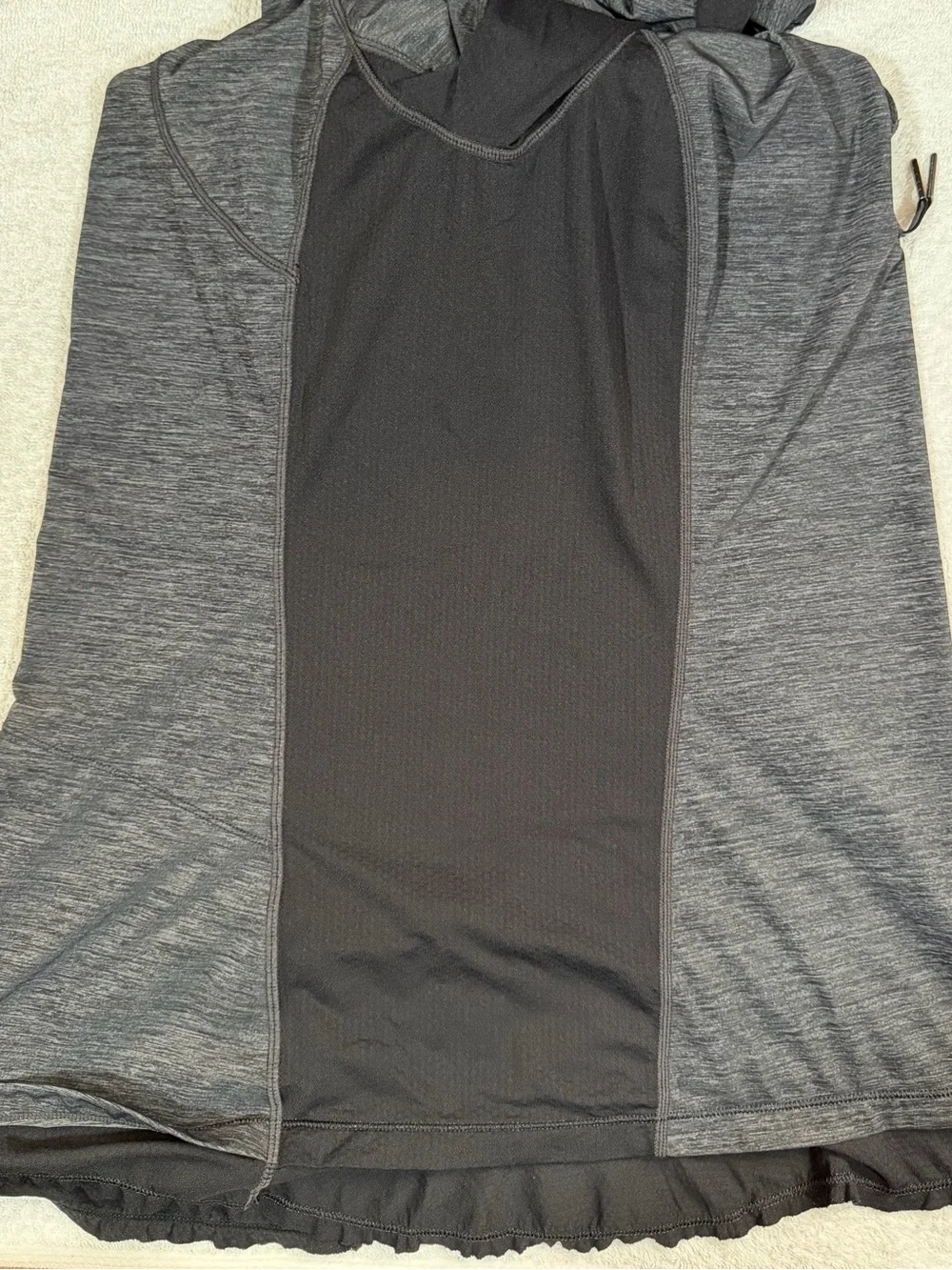 VTG Lululemon Run In The Sun Hooded Pullover Hoodie Ruffle Hem 2012 RARE W32815